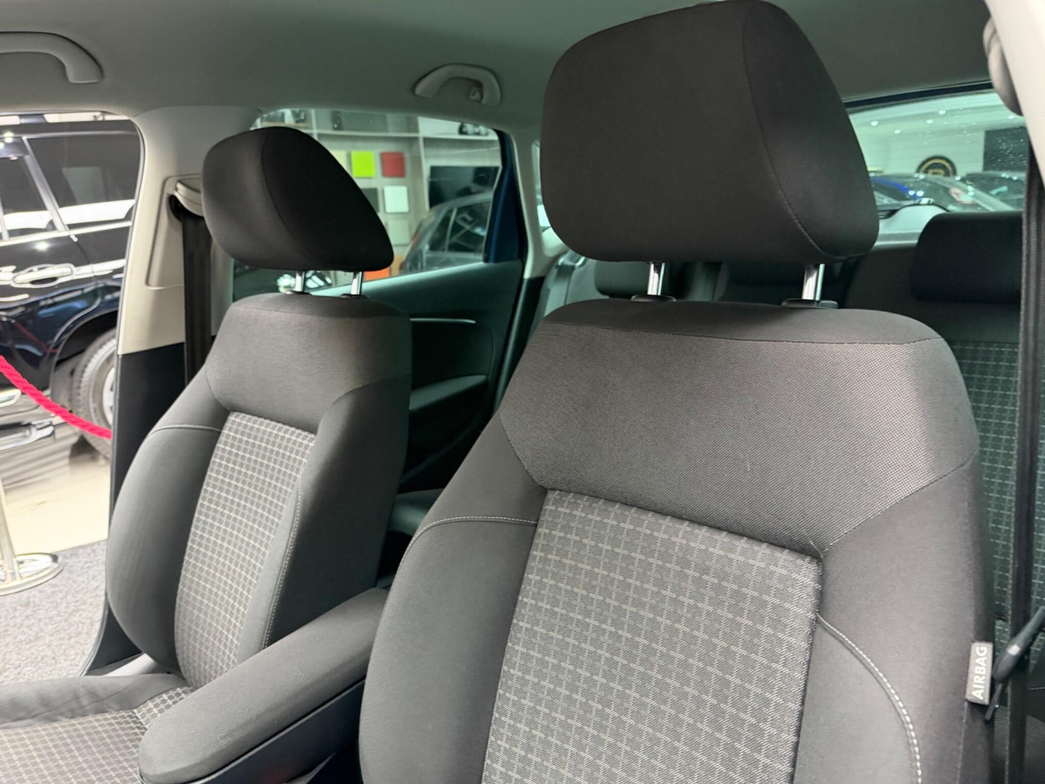 Used Volkswagen Polo 2014 for sale - 77345203: Photo 12