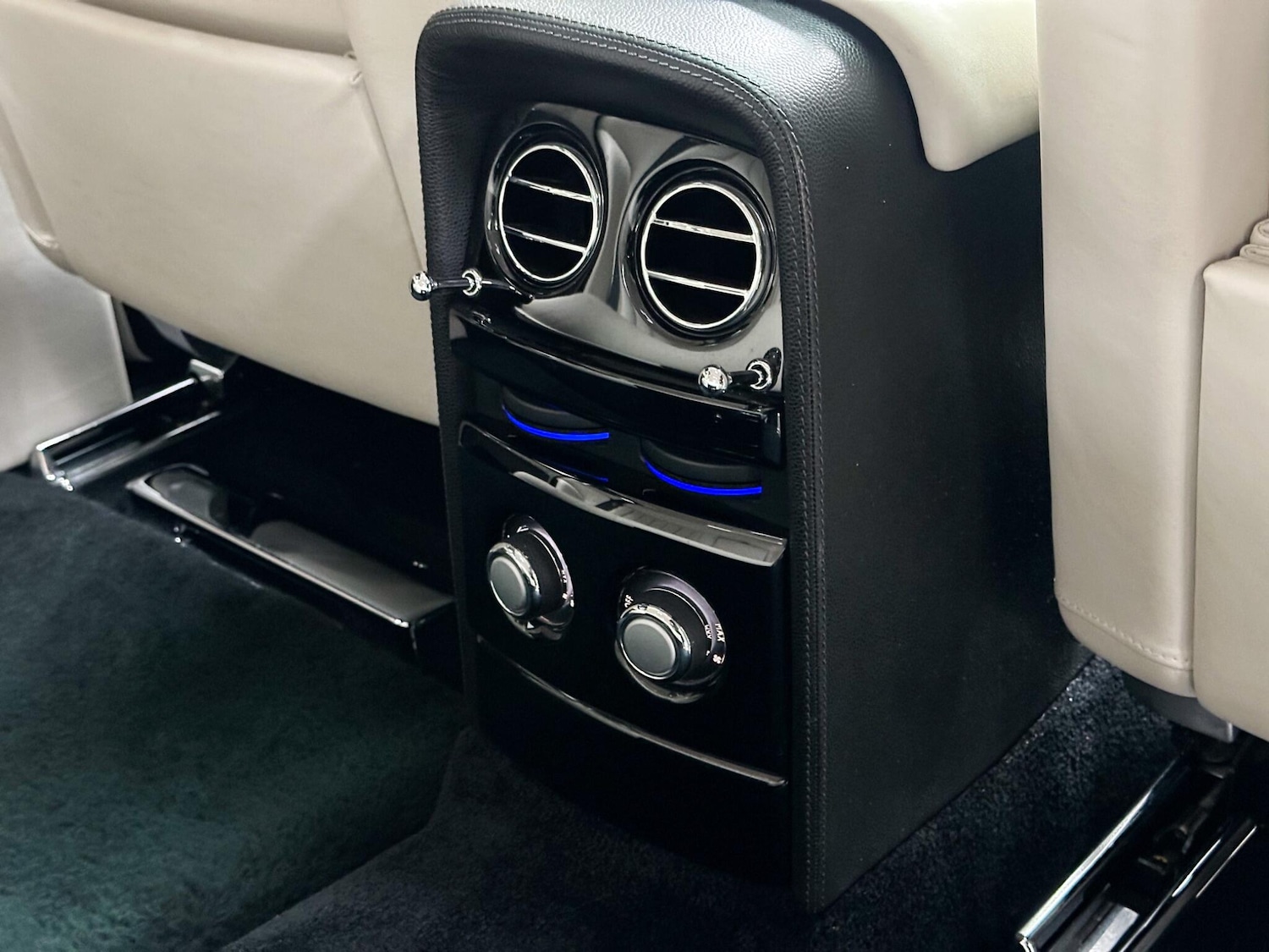 Used Rolls-Royce Phantom for sale - 76585489: Photo 15