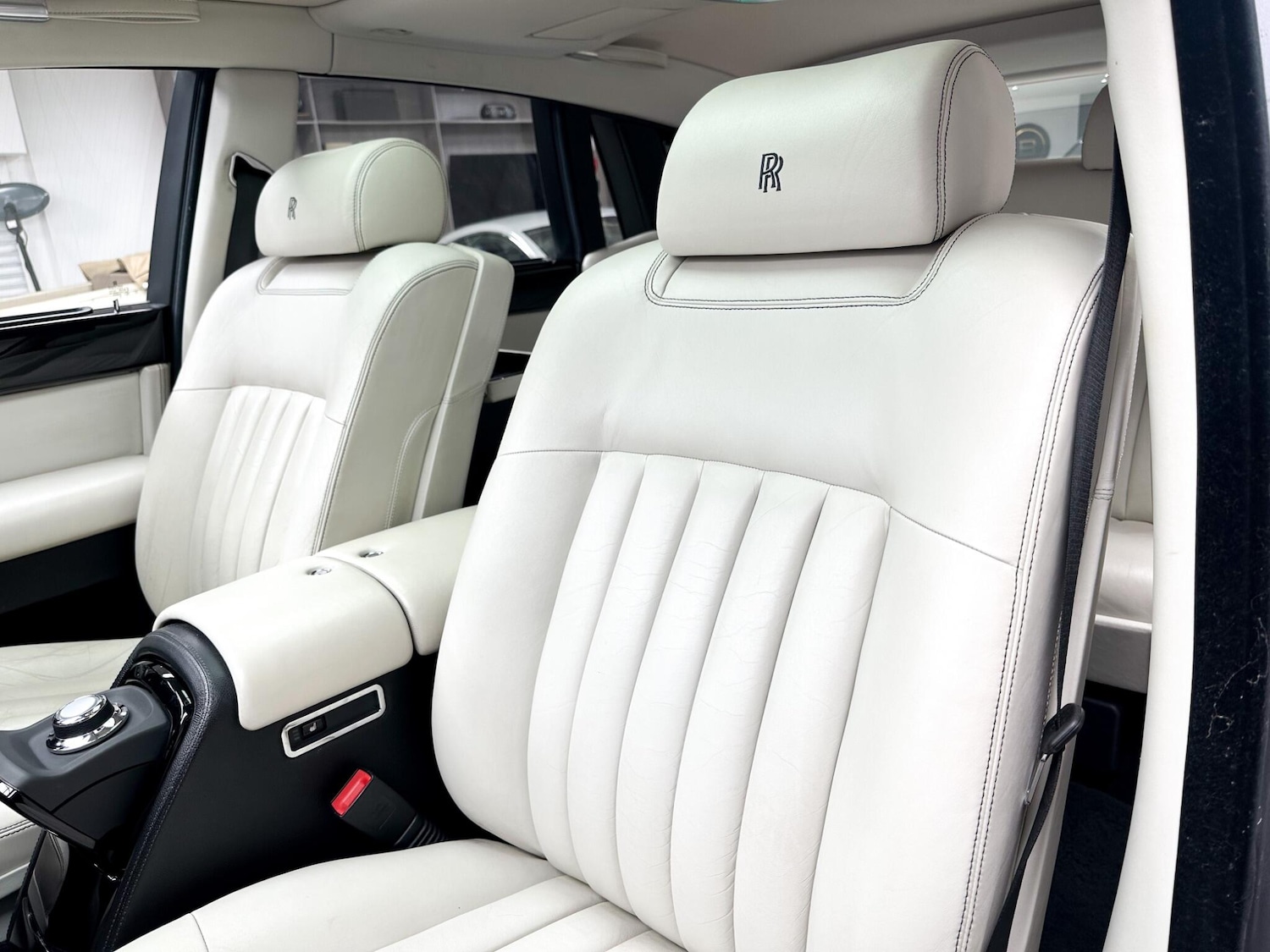 Used Rolls-Royce Phantom for sale - 76585489: Photo 18