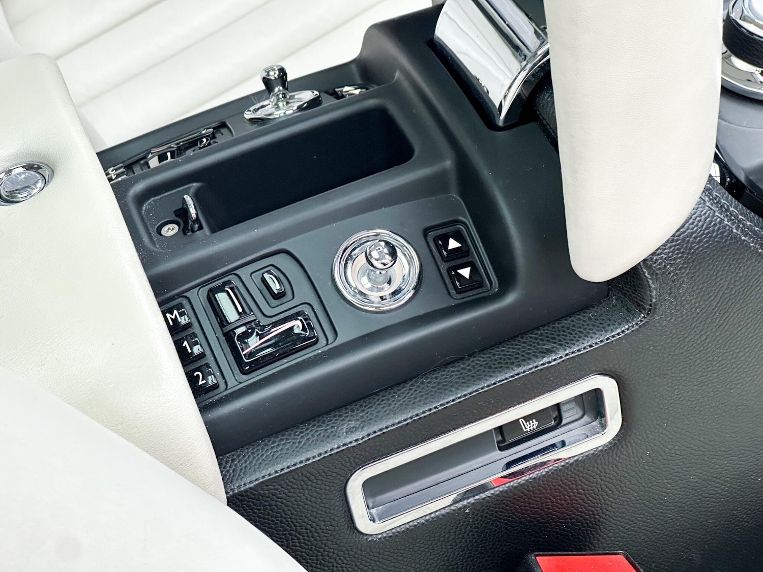 Used Rolls-Royce Phantom for sale - 76585489: Photo 26