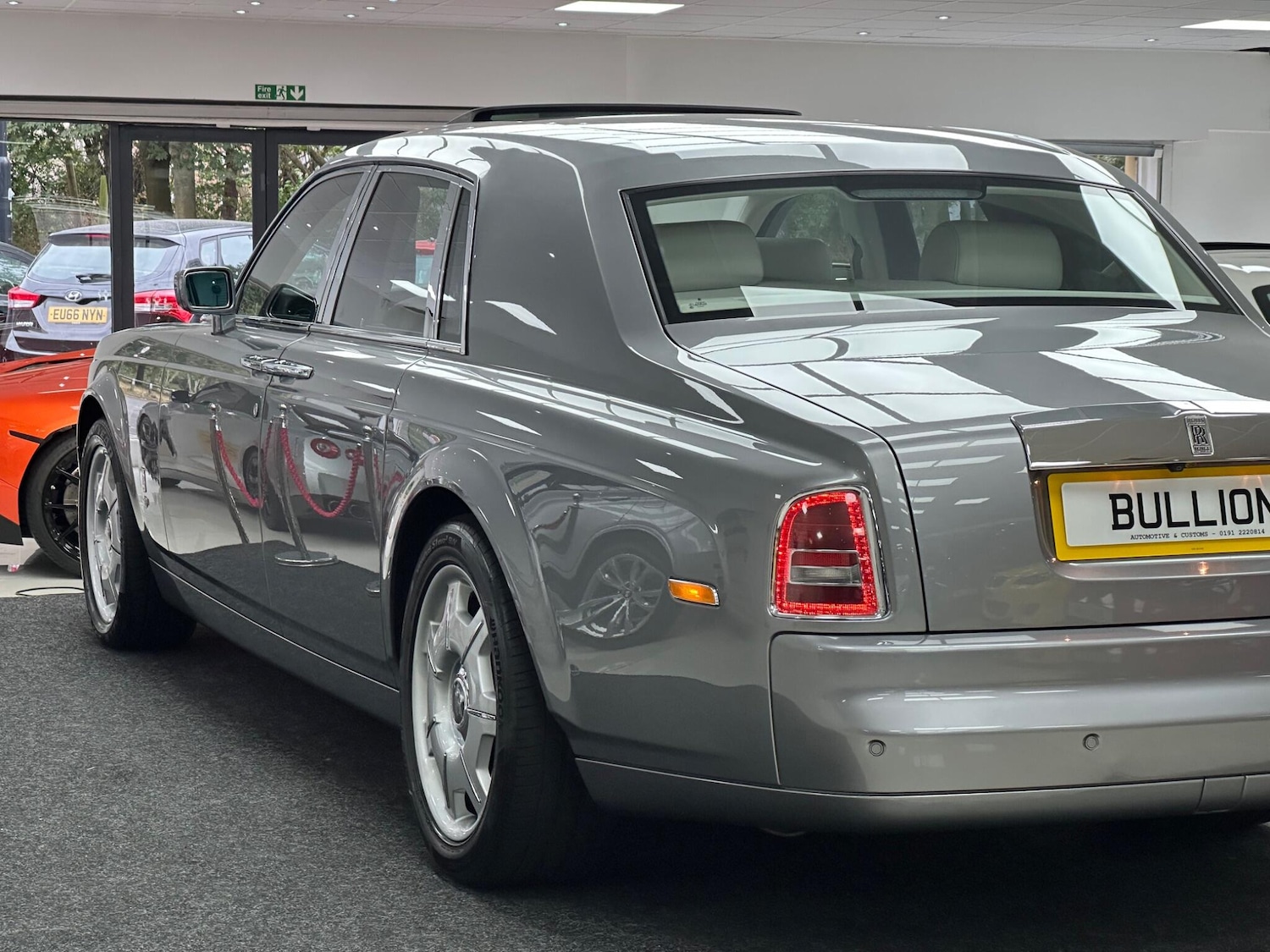 Used Rolls-Royce Phantom for sale - 76585489: Photo 39