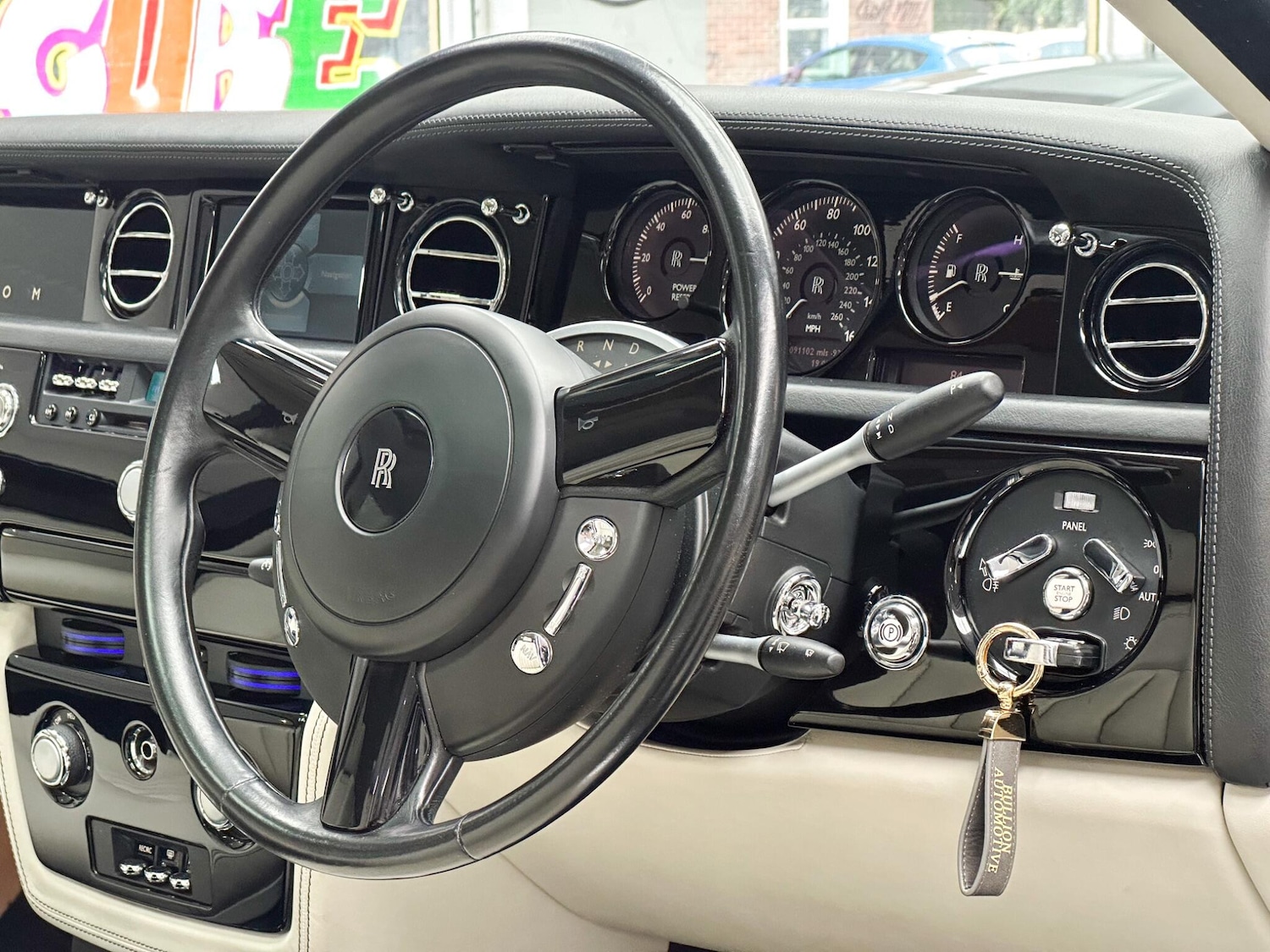 Used Rolls-Royce Phantom for sale - 76585489: Photo 9