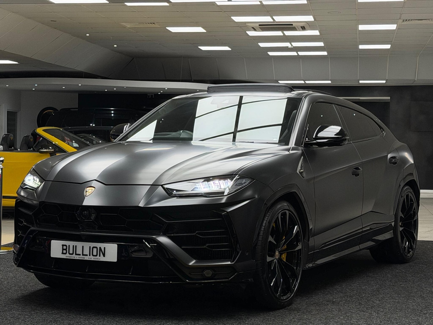 Used Lamborghini Urus 2022 for sale - 77523831: Photo 2