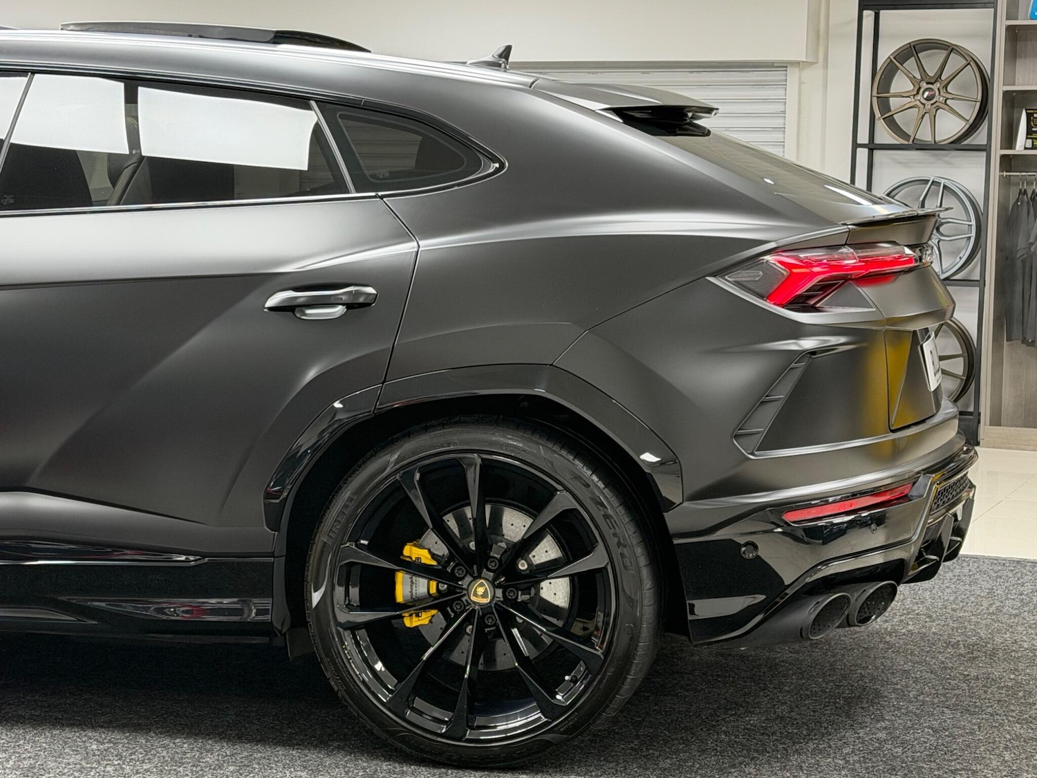 Used Lamborghini Urus 2022 for sale - 77523831: Photo 32