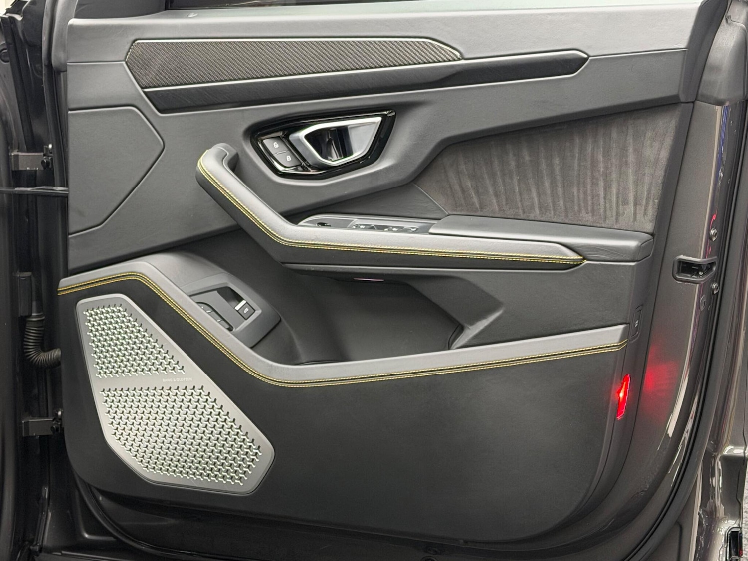 Used Lamborghini Urus 2022 for sale - 77523831: Photo 8