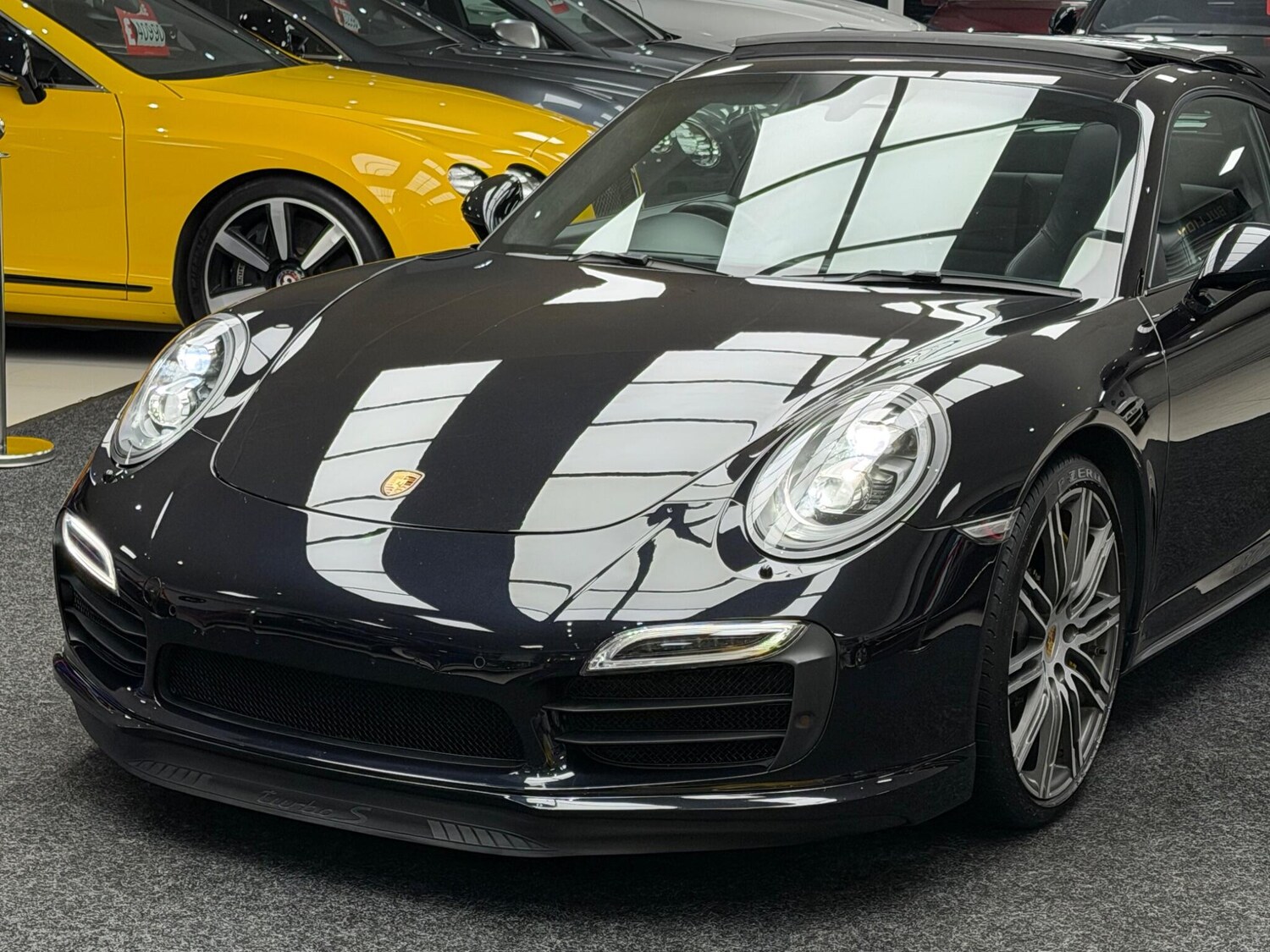 Used Porsche 911 for sale - 77359165: Photo 21
