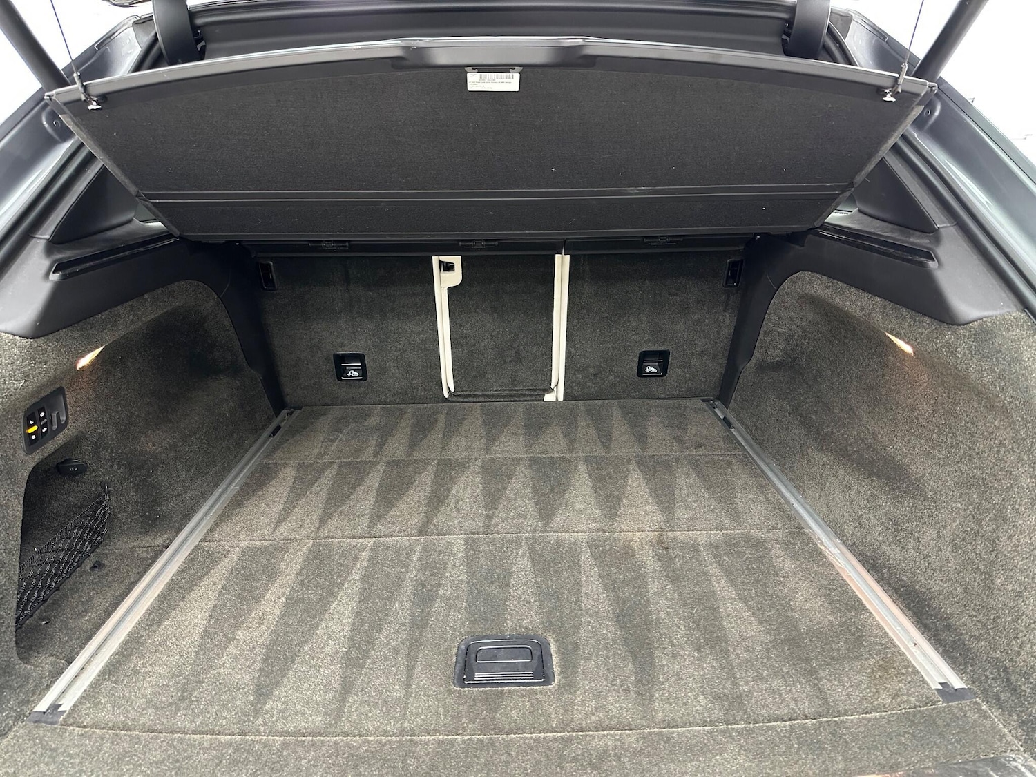 Used Bentley Bentayga 2018 for sale - 77040754: Photo 12