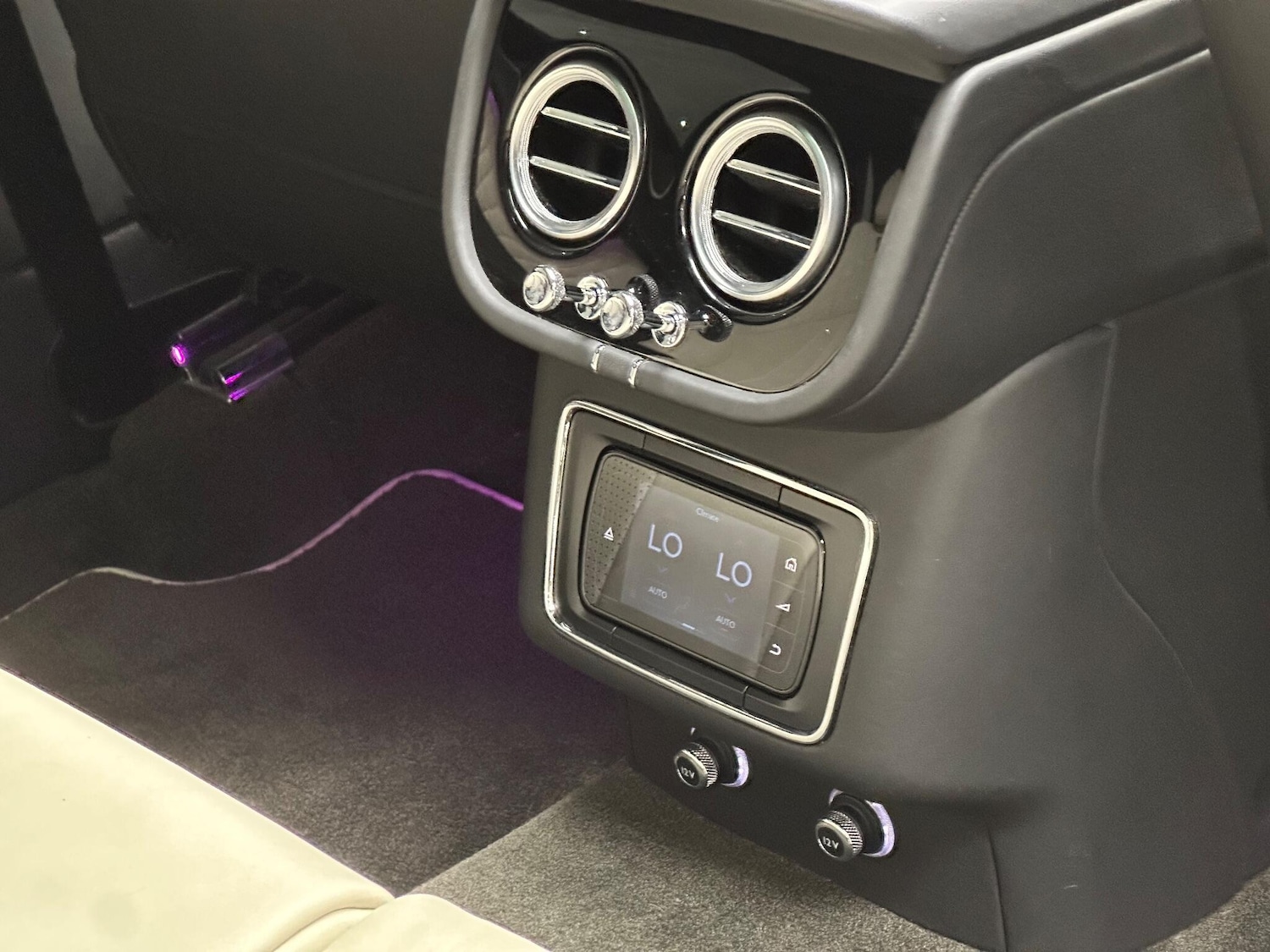 Used Bentley Bentayga 2018 for sale - 77040754: Photo 19