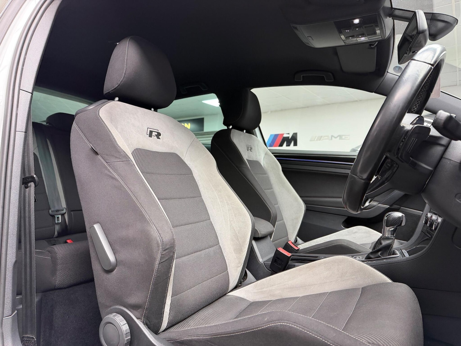 Used Volkswagen Golf 2014 for sale - 76850496: Photo 10