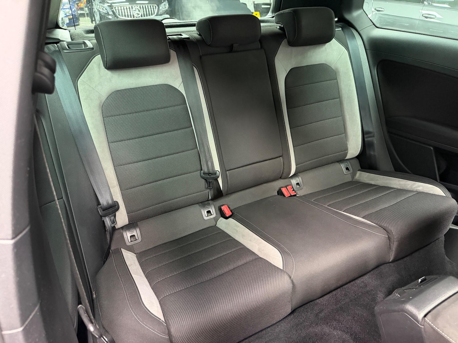 Used Volkswagen Golf 2014 for sale - 76850496: Photo 11