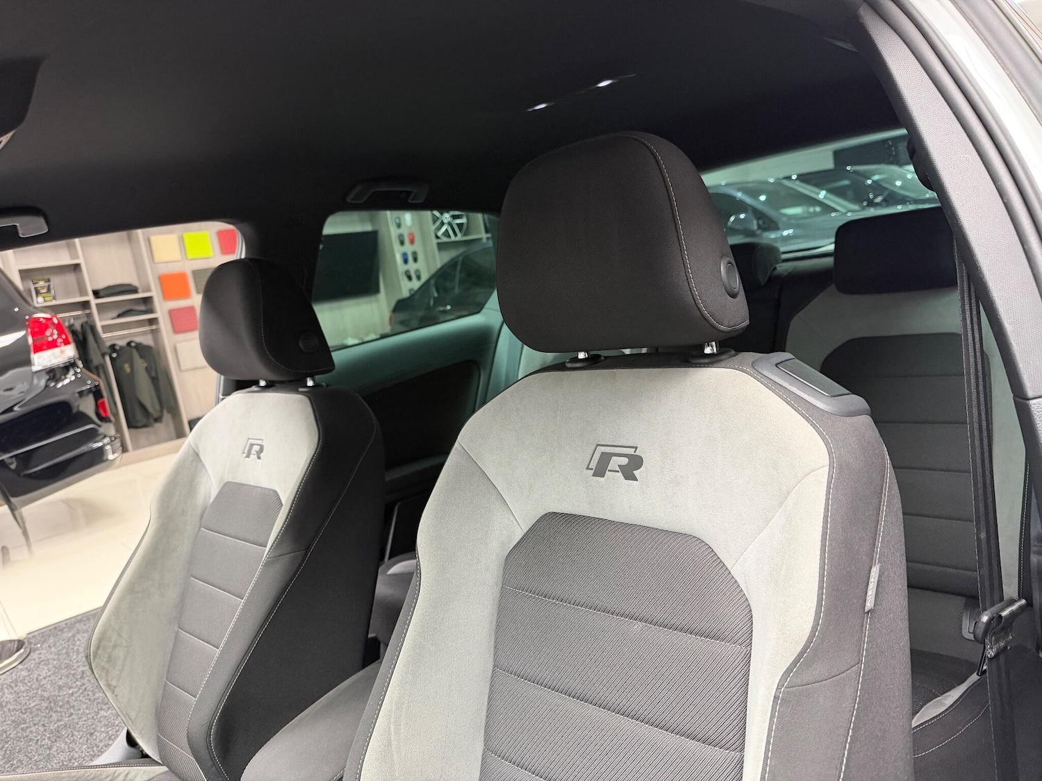 Used Volkswagen Golf 2014 for sale - 76850496: Photo 13