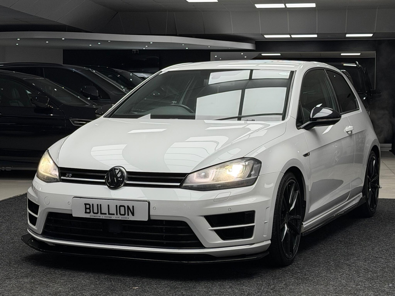 Used Volkswagen Golf 2014 for sale - 76850496: Photo 2