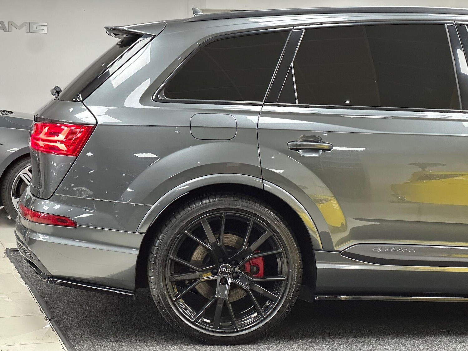 Used Audi SQ7 2018 for sale - 76824665: Photo 16