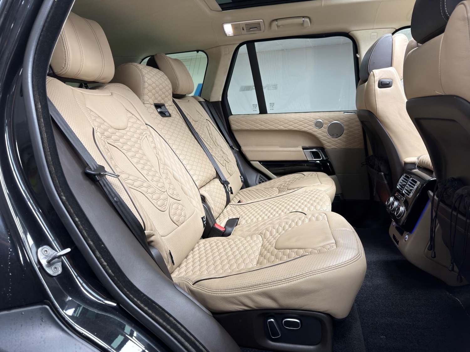 Used Land Rover Range Rover 2014 for sale - 77279049: Photo 11