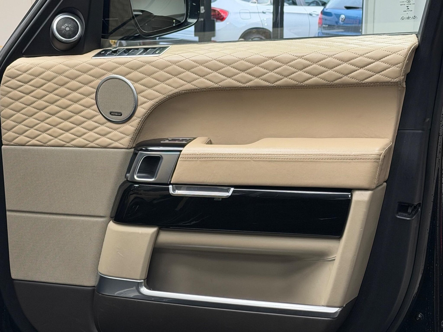 Used Land Rover Range Rover 2014 for sale - 77279049: Photo 8