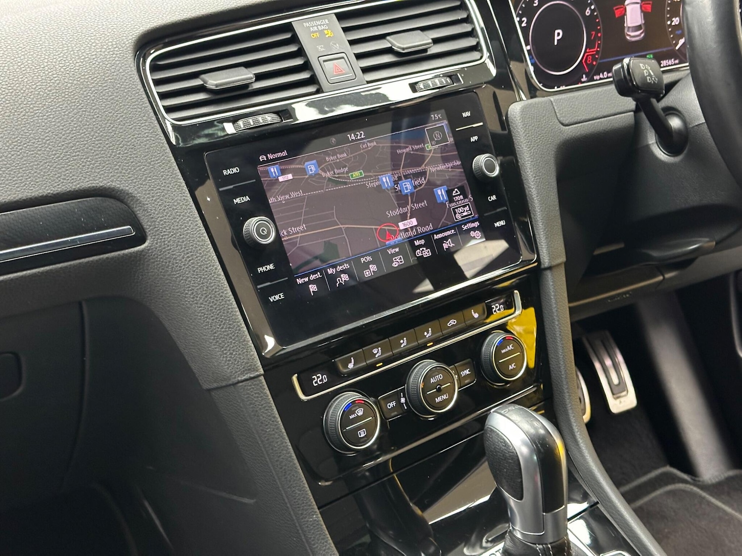 Used Volkswagen Golf 2018 for sale - 76592718: Photo 15