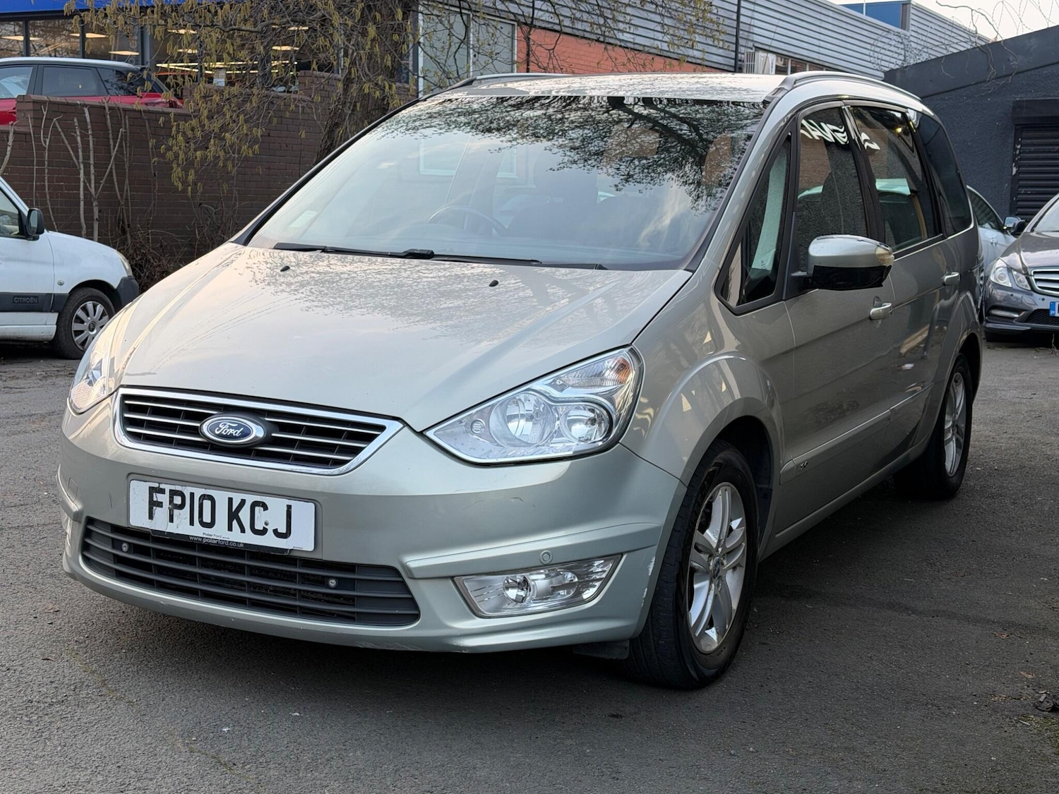 Used Ford Galaxy 2010 for sale - 77769440: Photo 2