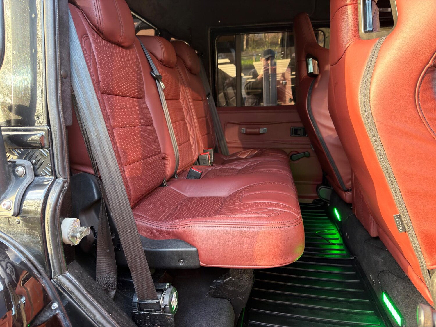 Used Land Rover Defender 110 for sale - 77400858: Photo 10