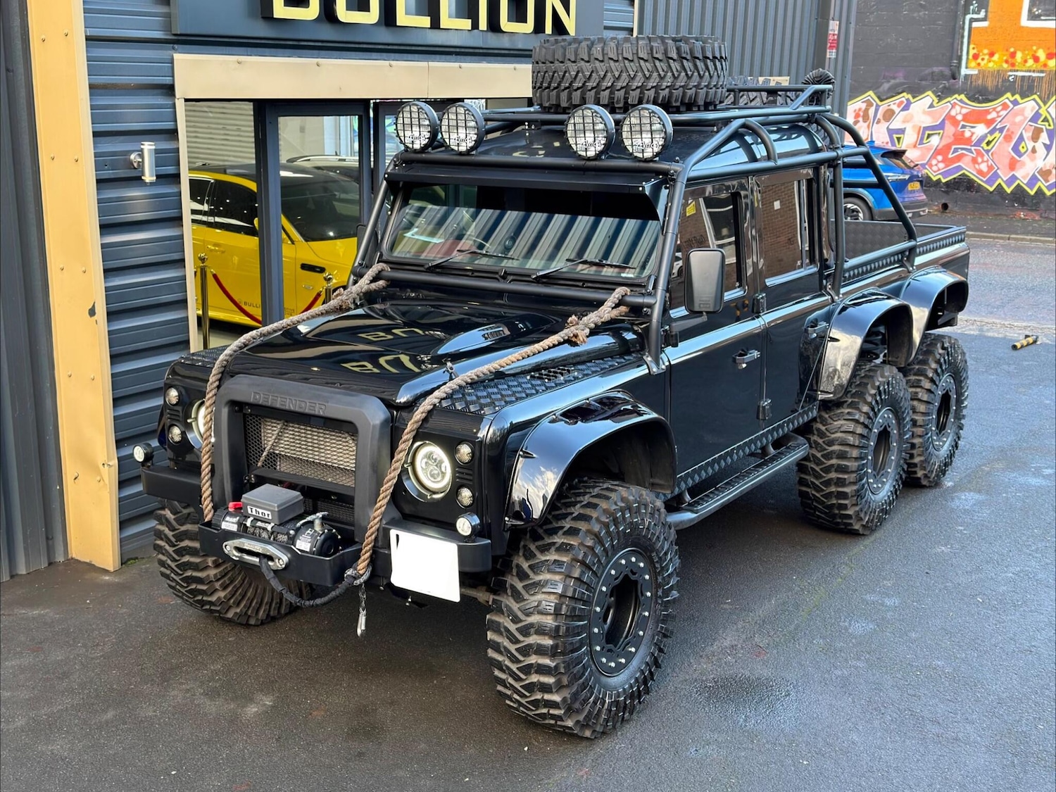 Used Land Rover Defender 110 for sale - 77400858: Photo 17