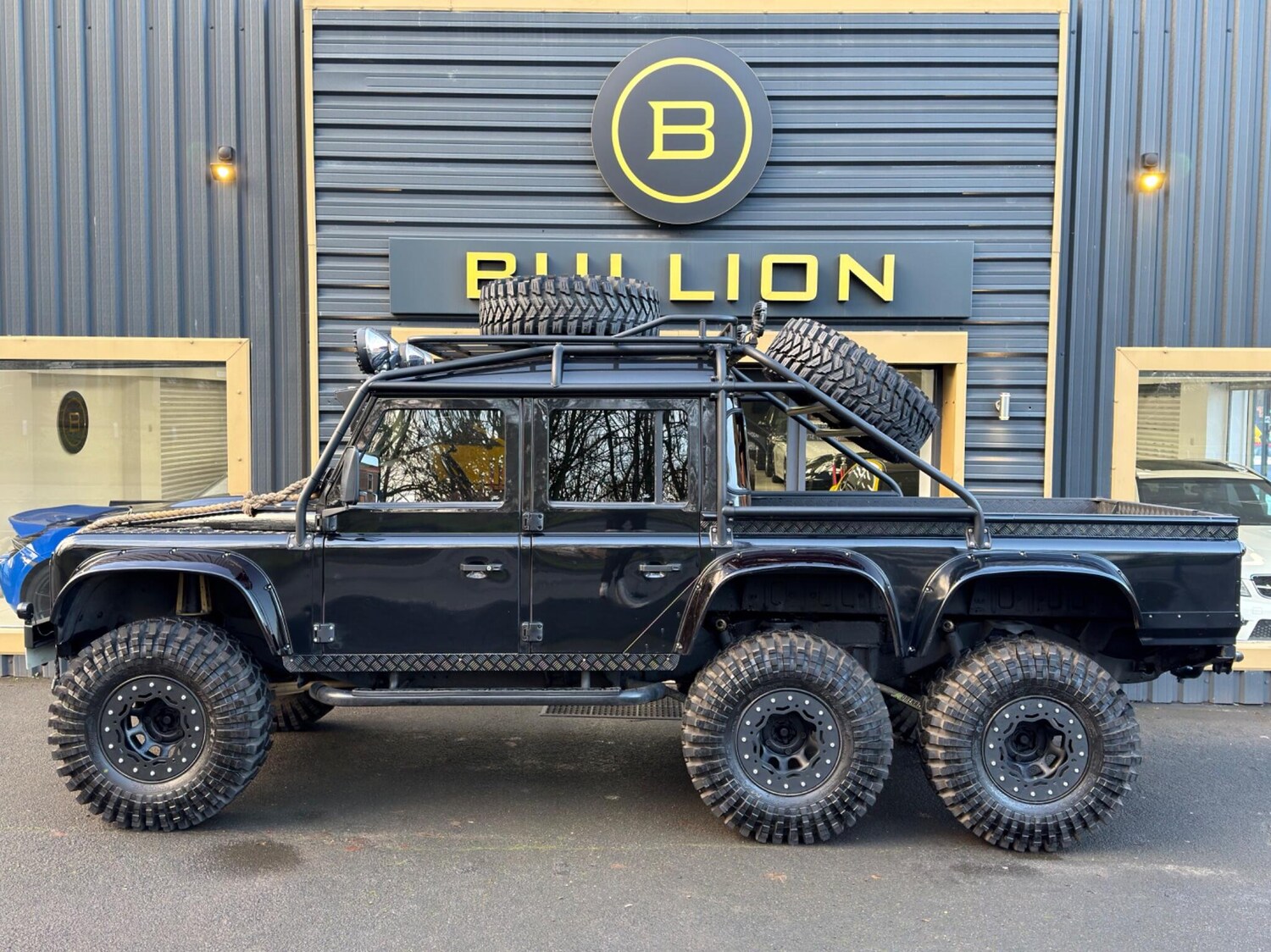 Used Land Rover Defender 110 for sale - 77400858: Photo 18