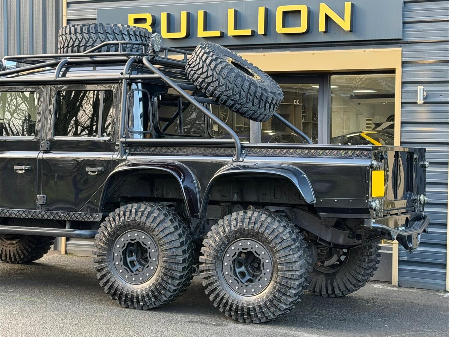 Used Land Rover Defender 110 for sale - 77400858: Photo 21