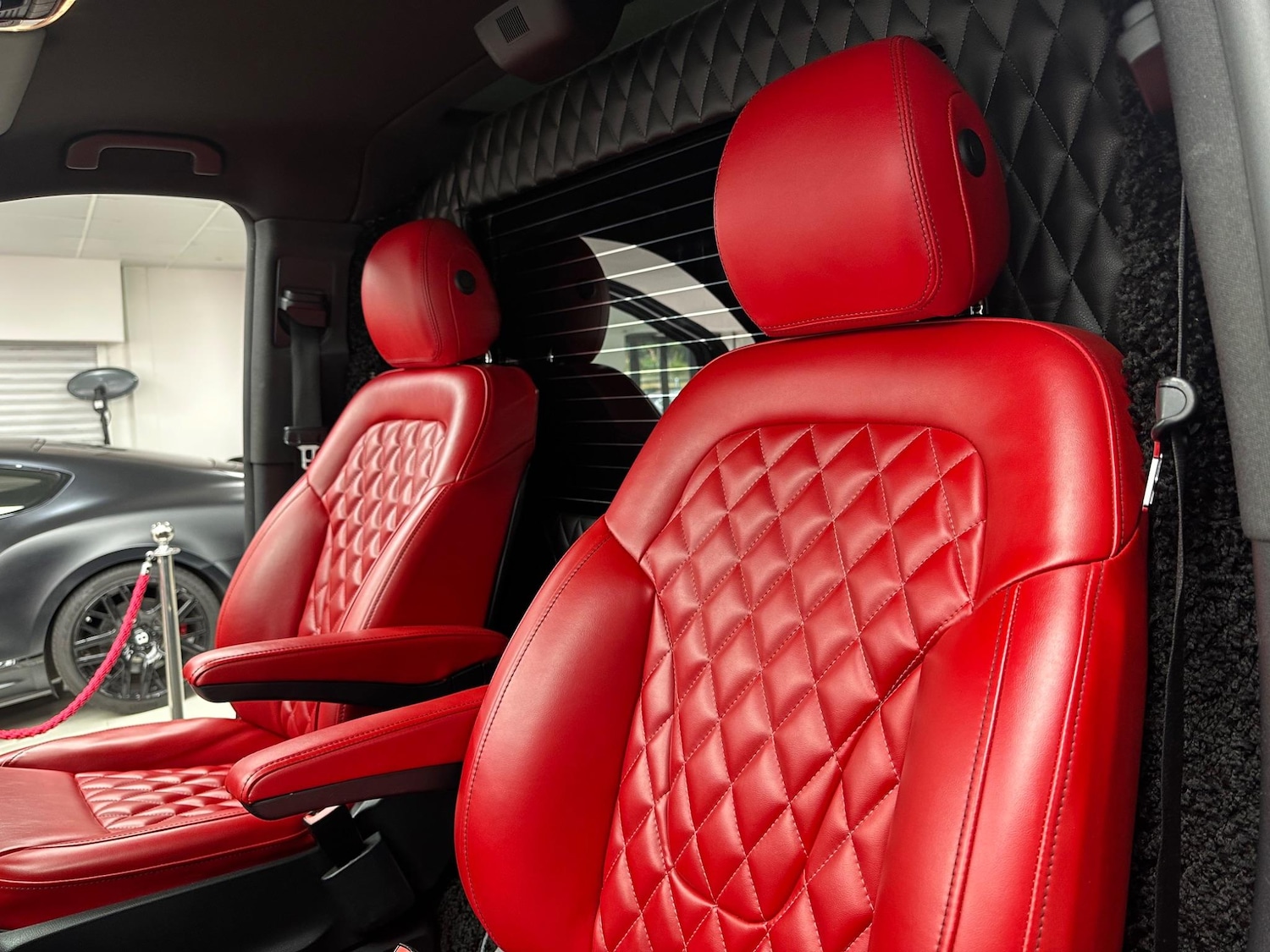 Used Mercedes-Benz V-Class 2018 for sale - 76743218: Photo 12