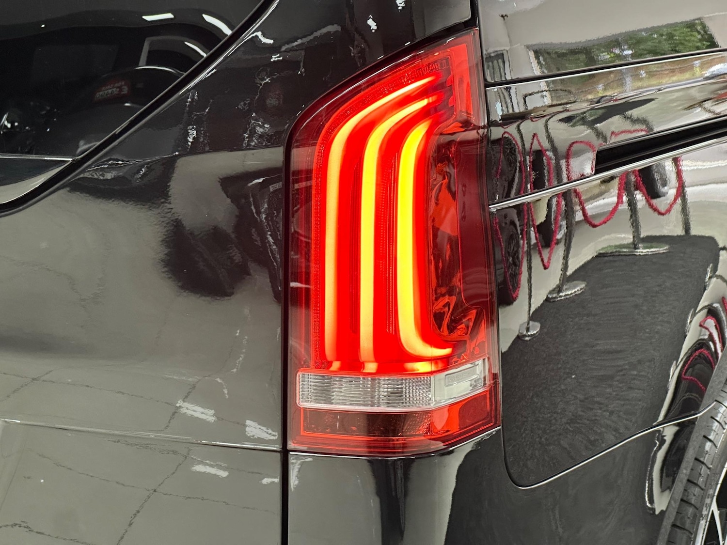 Used Mercedes-Benz V-Class 2018 for sale - 76743218: Photo 25