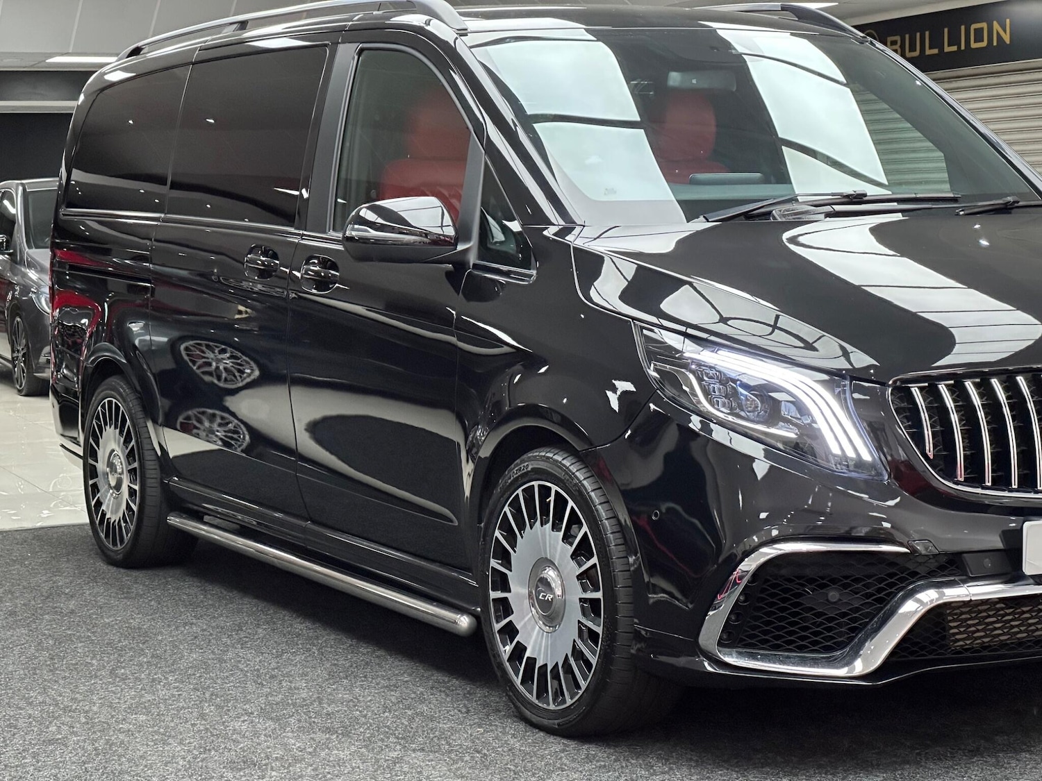 Used Mercedes-Benz V-Class 2018 for sale - 76743218: Photo 30