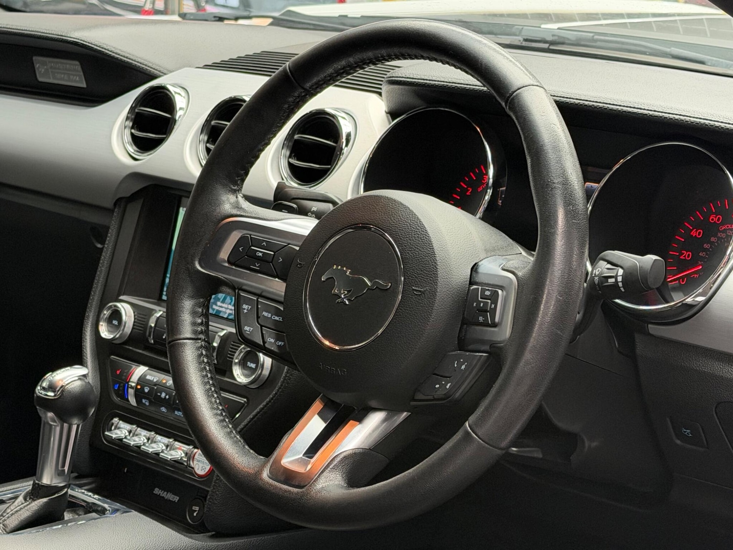 Used Ford Mustang 2017 for sale - 77597678: Photo 9