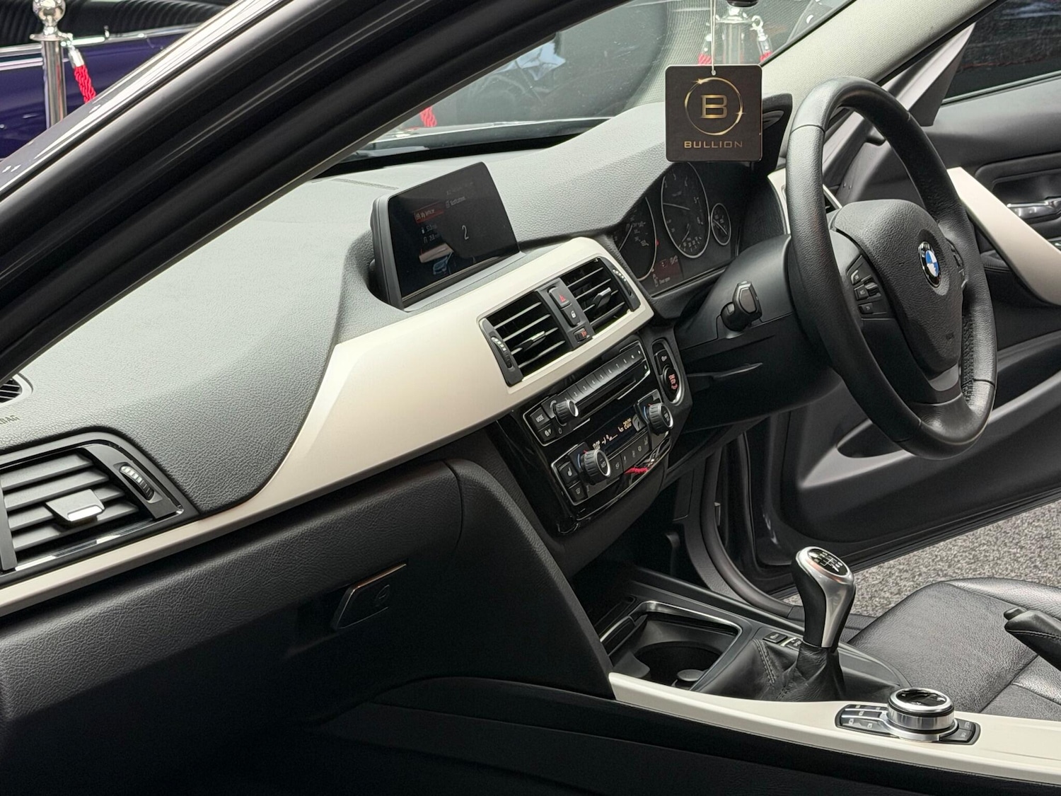 Used BMW 3 Series 2017 for sale - 76936305: Photo 12