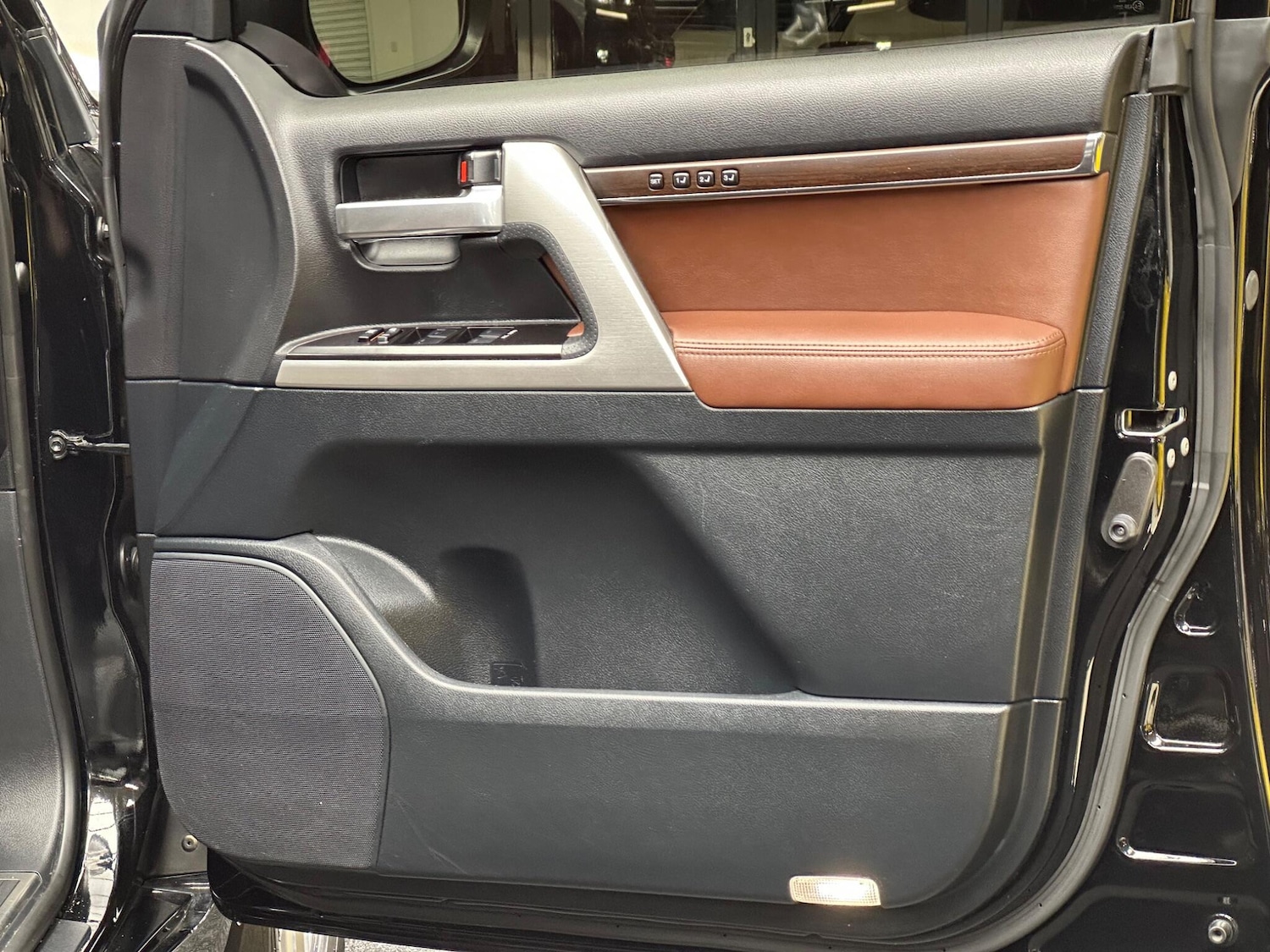 Used Toyota Land Cruiser 2022 for sale - 76824074: Photo 6