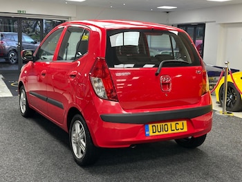 Used Hyundai i10 2010 for sale - 76620398: Photo