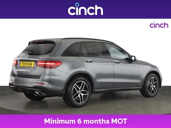 Used Mercedes-Benz GLC 2019 for sale - 75561017: Photo