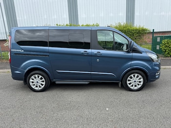 Used Ford Tourneo Custom 2022 for sale - 78542607: Photo