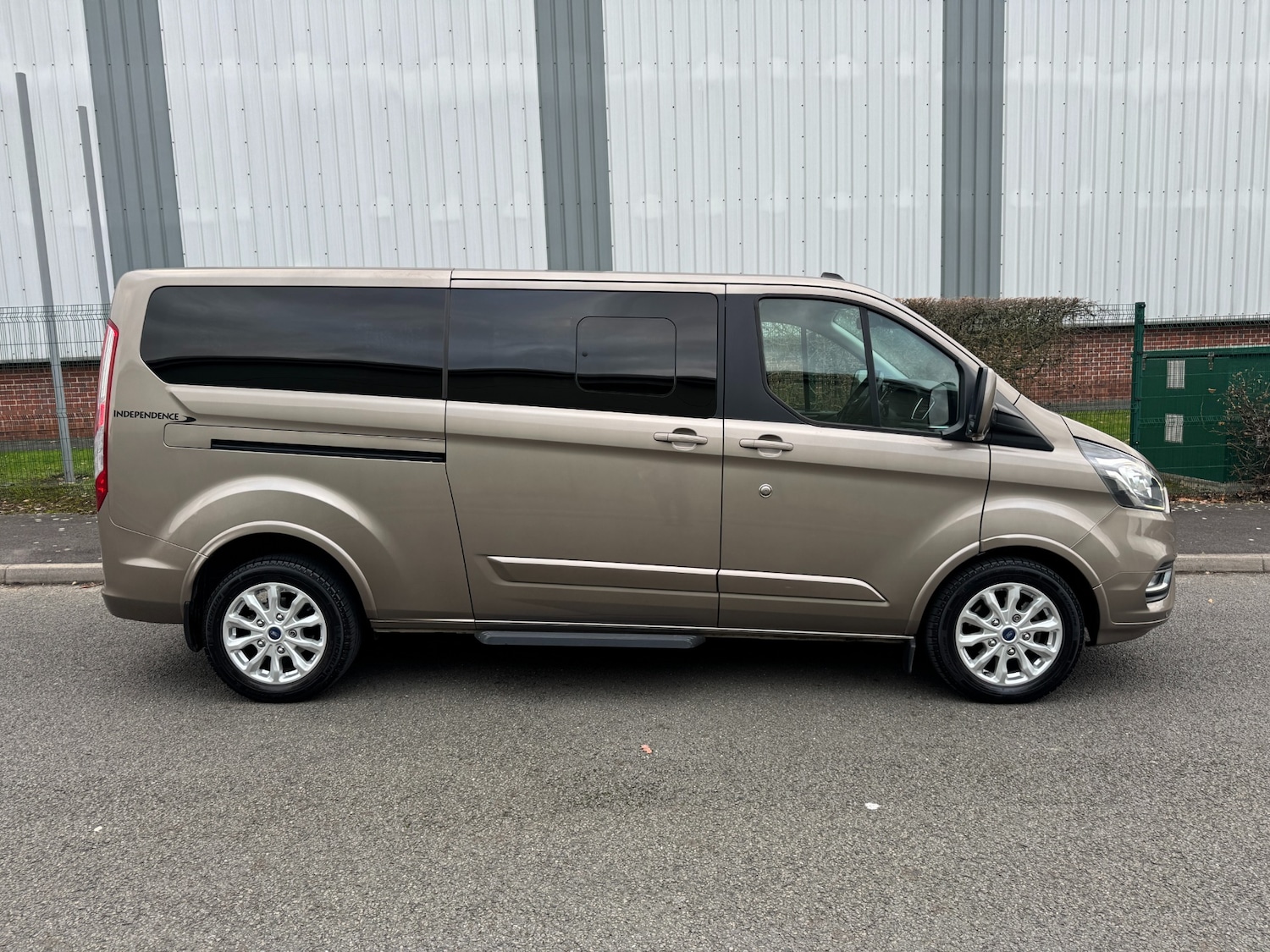 Used Ford Tourneo Custom 2020 for sale - 76588500: Photo 3
