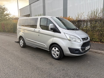 Used Ford Tourneo Custom 2018 for sale - 76381889: Photo