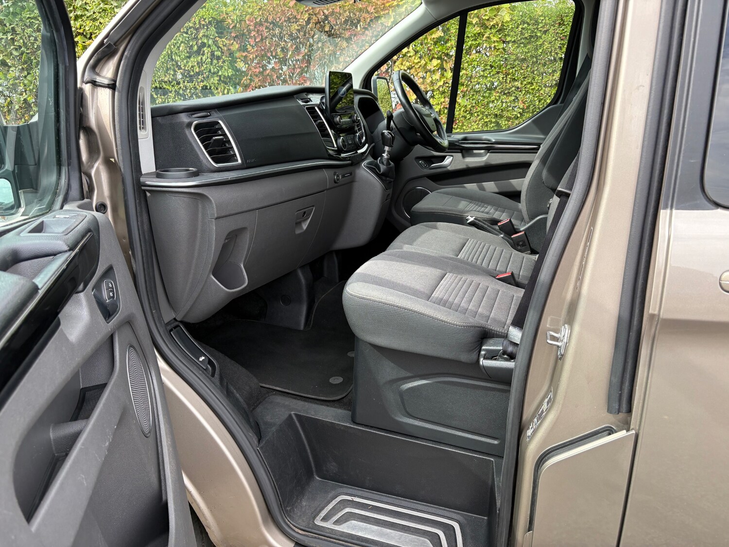 Used Ford Tourneo Custom 2019 for sale - 75849734: Photo 13