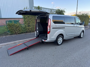 Ford - Tourneo Custom