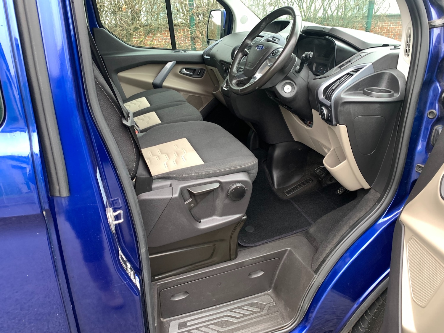 Used Ford Tourneo Custom 2018 for sale - 78132690: Photo 8