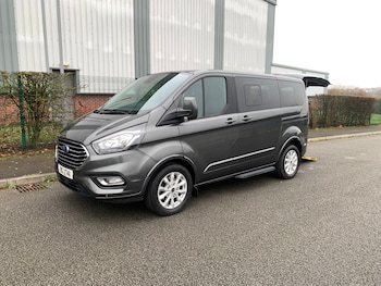 Used Ford Tourneo Custom 2019 for sale - 77543832: Photo