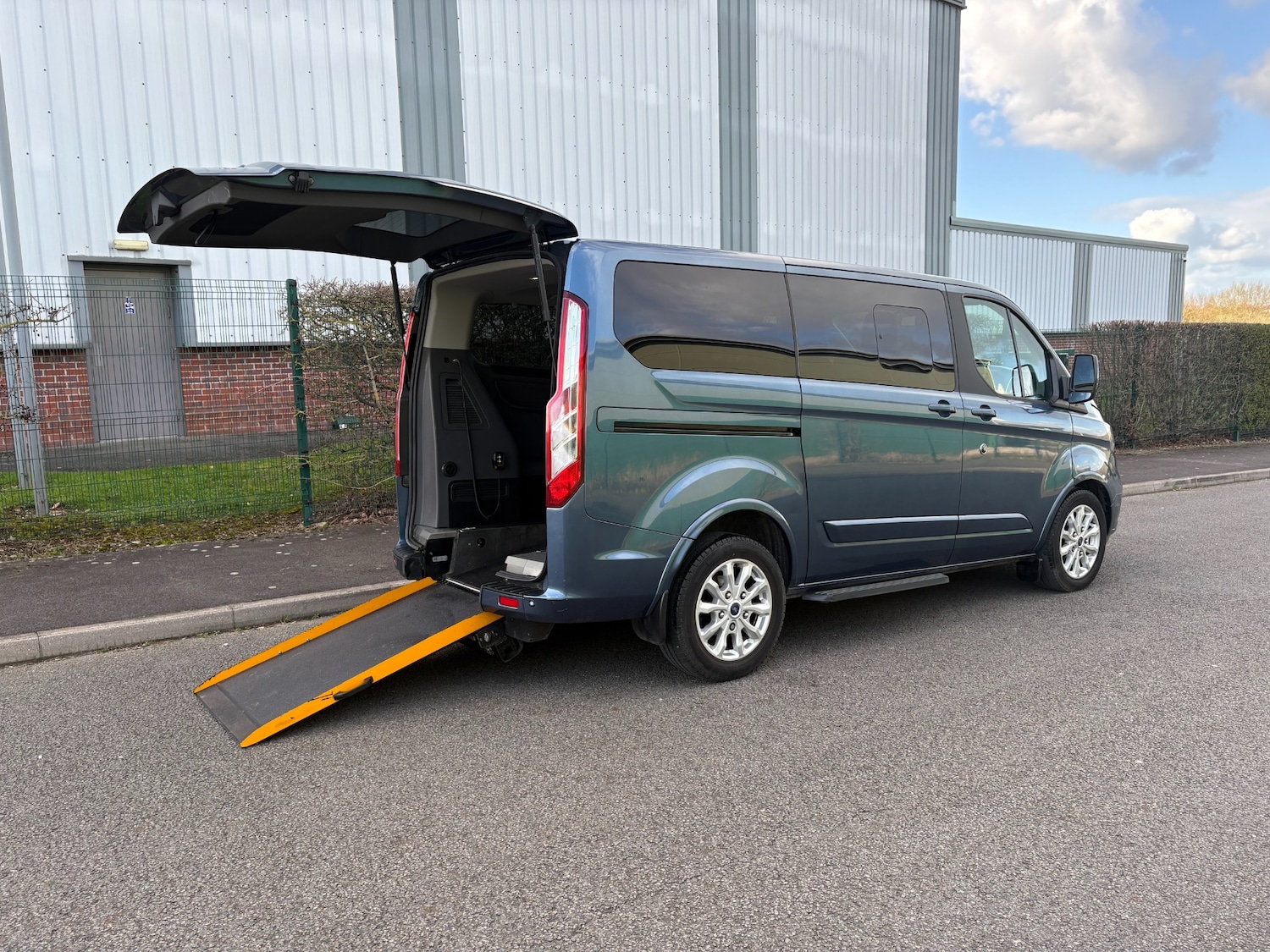 Used Ford Tourneo Custom 2022 for sale - 77864598: Photo 1