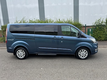 Used Ford Tourneo Custom 2019 for sale - 78627239: Photo
