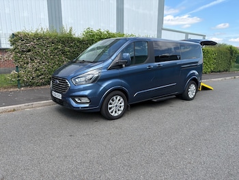 Used Ford Tourneo Custom 2019 for sale - 78627239: Photo