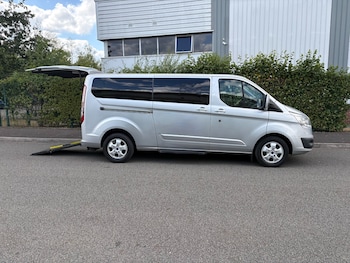 Used Ford Tourneo Custom 2018 for sale - 79175178: Photo