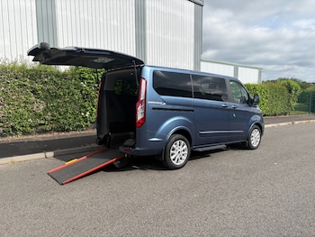 Used Ford Tourneo Custom 2023 for sale - 78682220: Photo