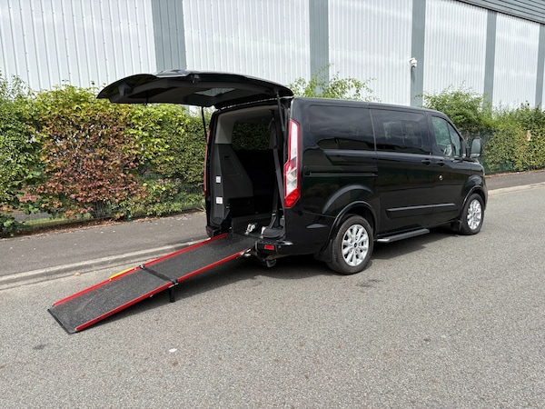 Used Ford Tourneo Custom 2019 for sale - 75144288: Photo 1