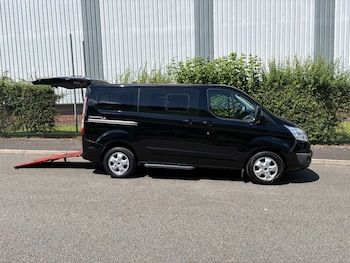 Used Ford Tourneo Custom 2018 for sale - 79054467: Photo