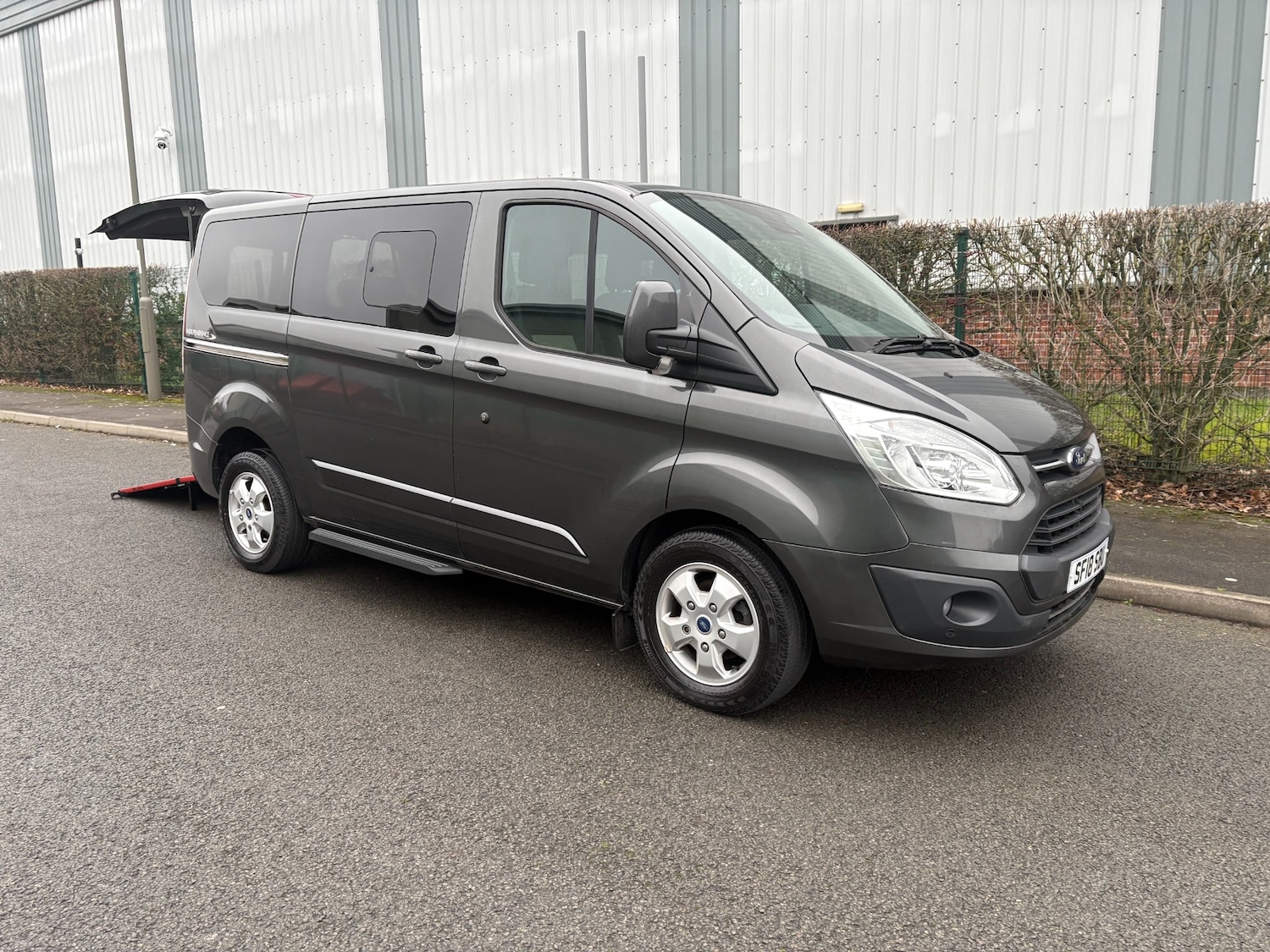 Used Ford Tourneo Custom 2018 for sale - 76807806: Photo 3