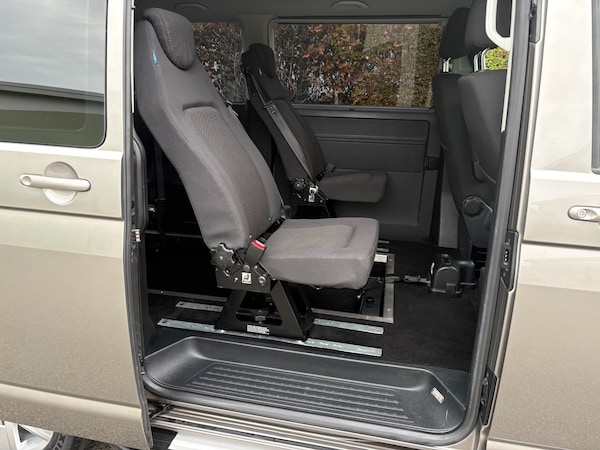 Used Volkswagen Transporter Shuttle 2018 for sale - 76077527: Photo 10