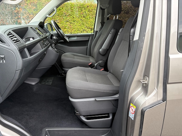 Used Volkswagen Transporter Shuttle 2018 for sale - 76077527: Photo 14